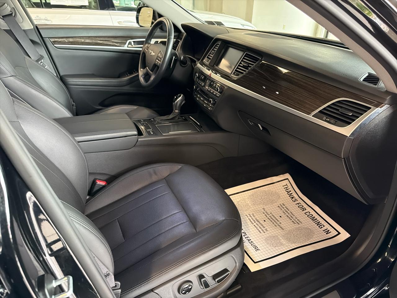 Hyundai Genesis 3.8L 2016