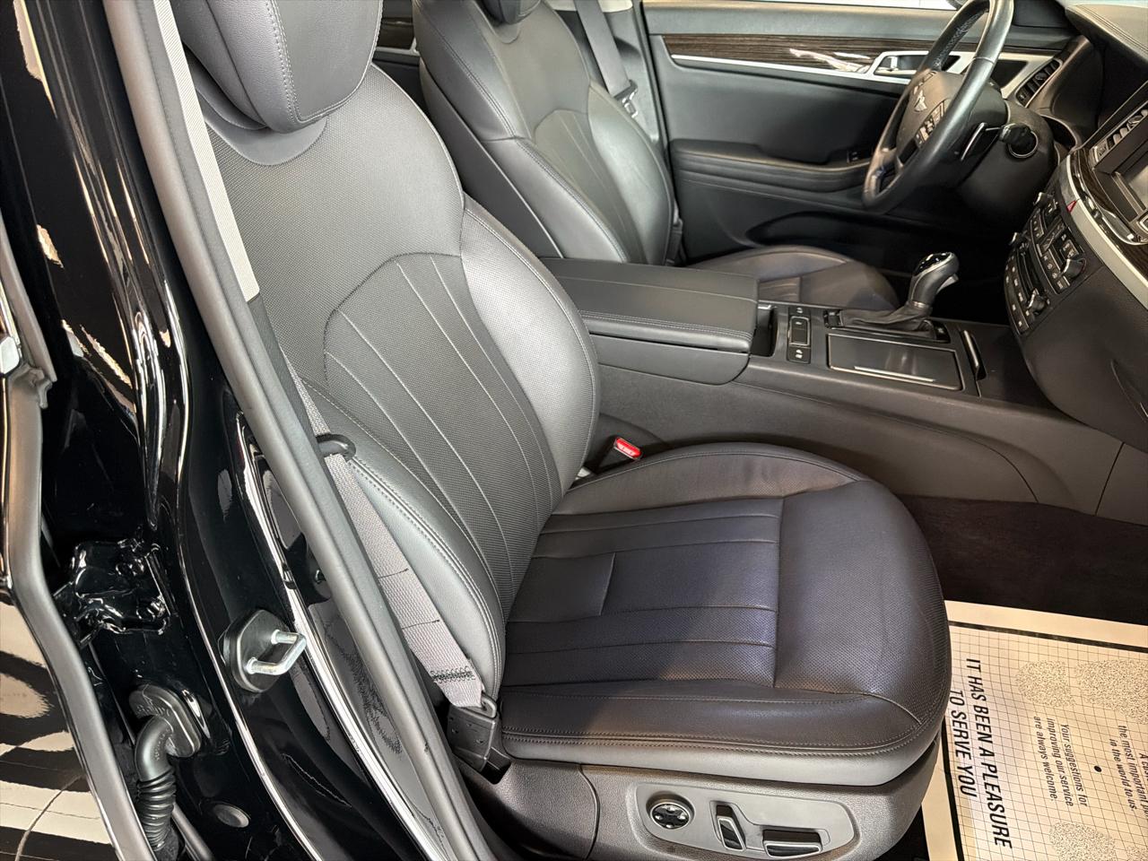 Hyundai Genesis 3.8L 2016