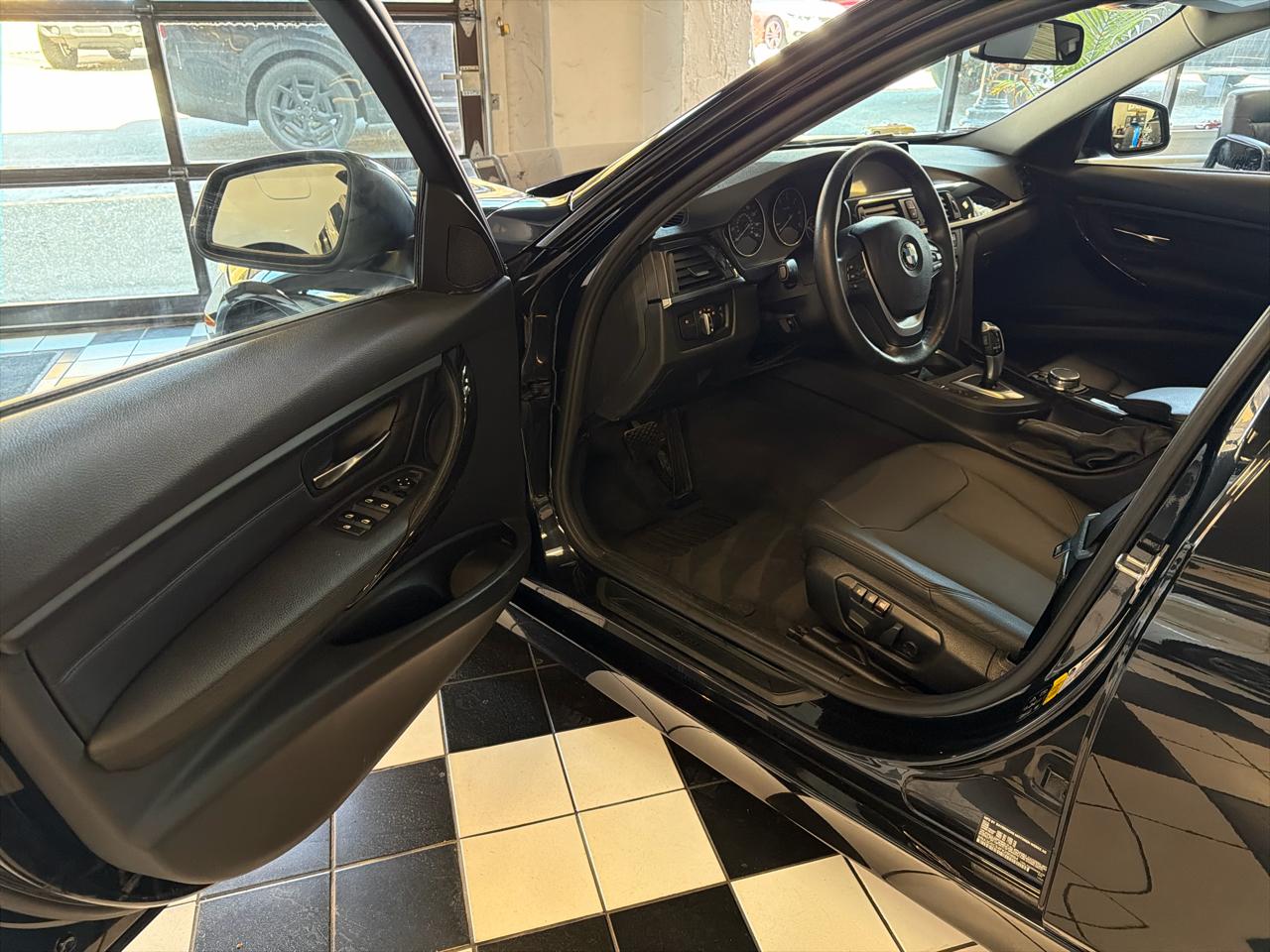 BMW 3-Series 328d xDrive Sedan 2015