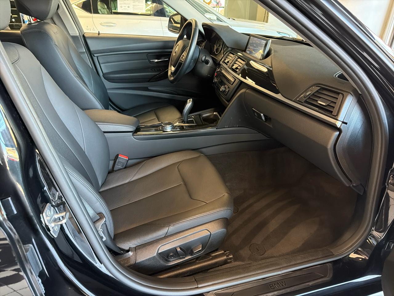 BMW 3-Series 328d xDrive Sedan 2015