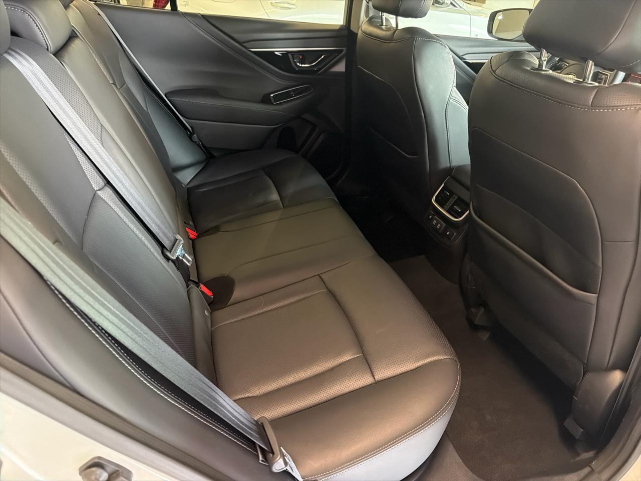 Subaru Legacy Limited 2020