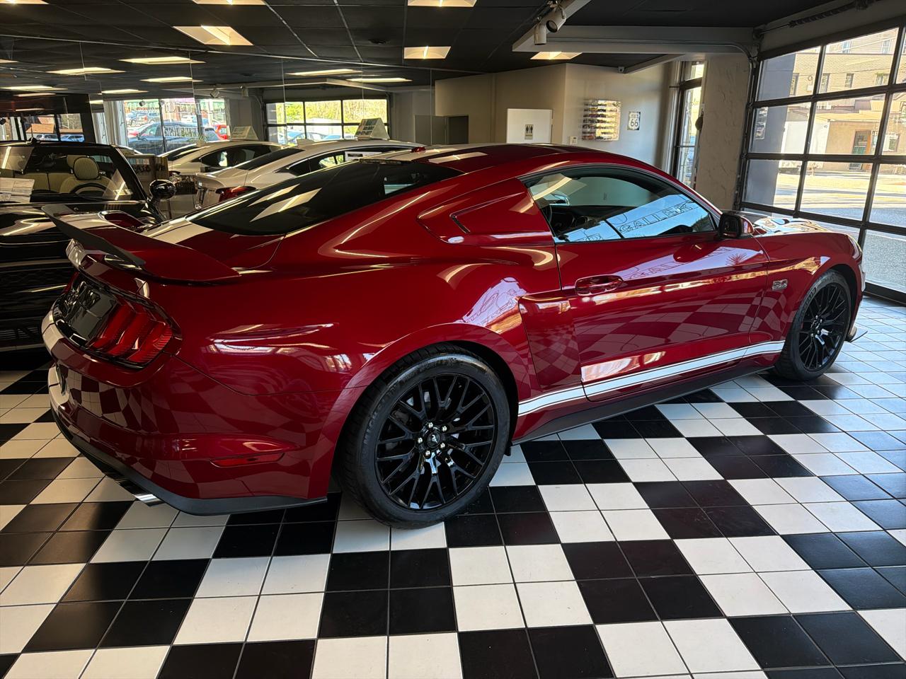 Ford Mustang GT Premium Coupe 2019