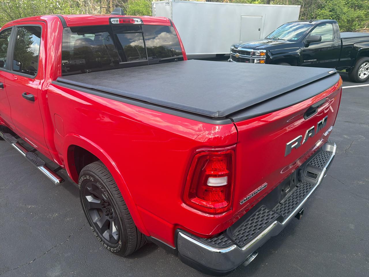 RAM 1500 Big Horn Crew Cab SWB 4WD 2025