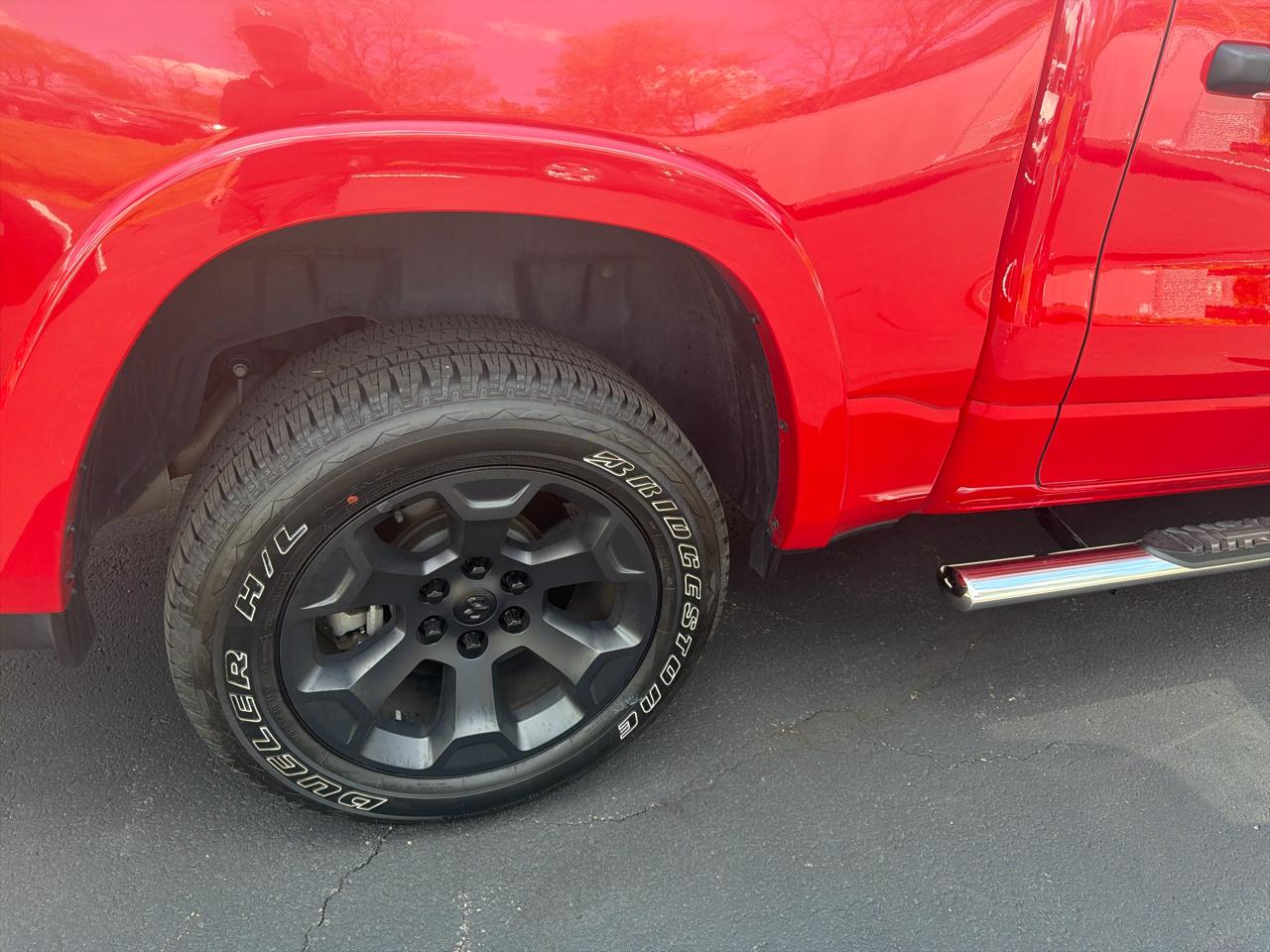 RAM 1500 Big Horn Crew Cab SWB 4WD 2025