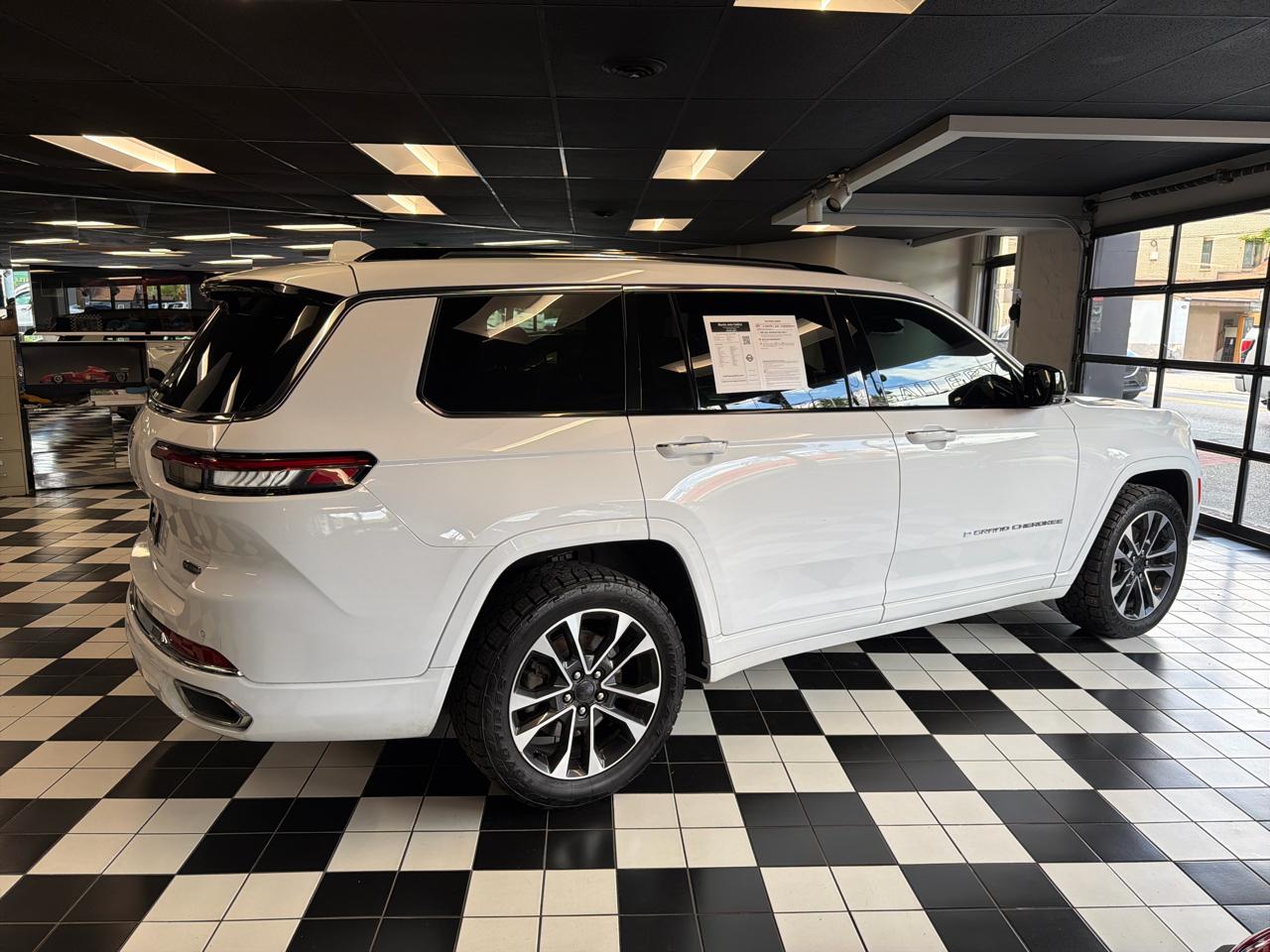 Jeep Grand Cherokee L Overland 4WD 2021