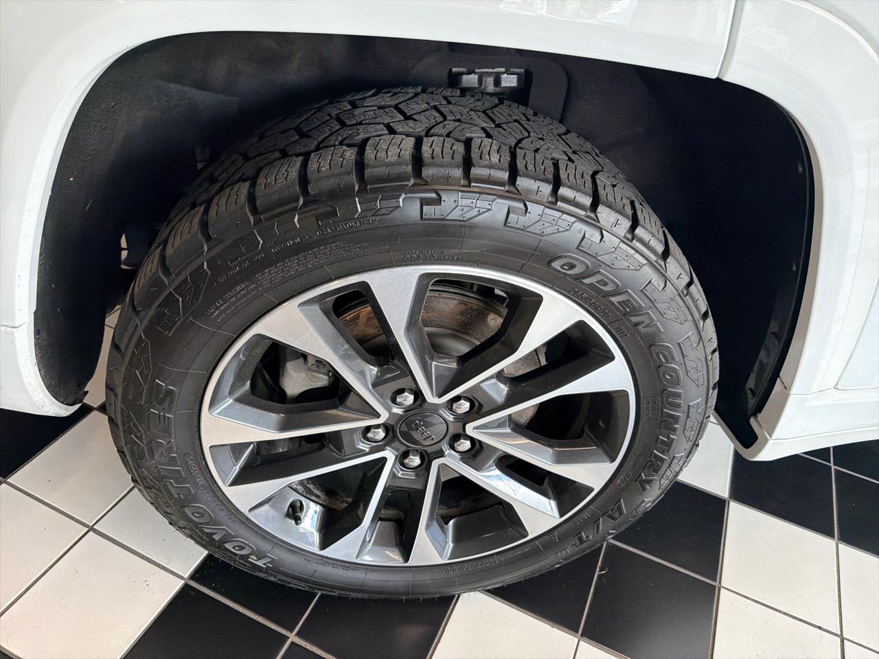 Jeep Grand Cherokee L Overland 4WD 2021
