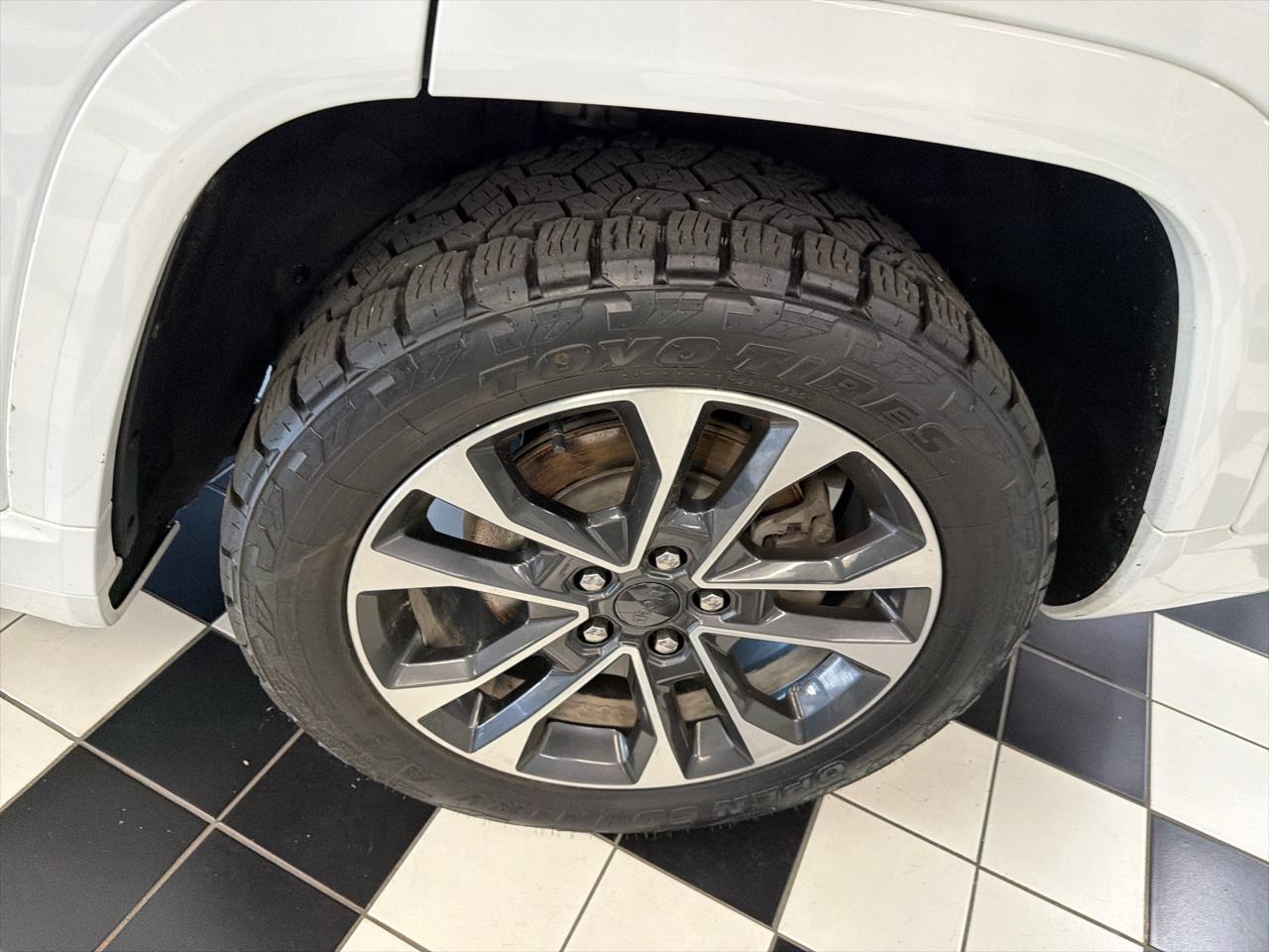 Jeep Grand Cherokee L Overland 4WD 2021