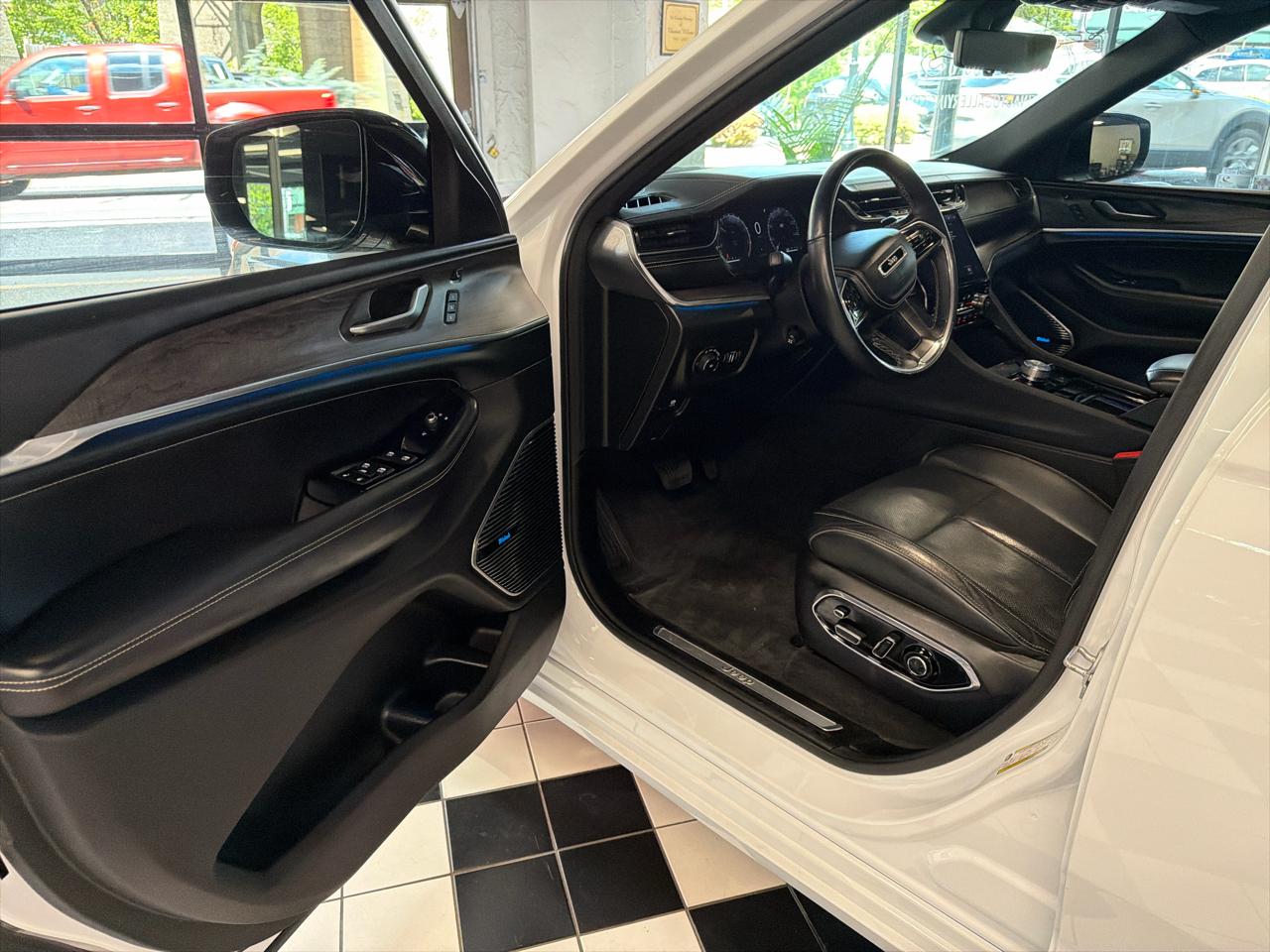 Jeep Grand Cherokee L Overland 4WD 2021