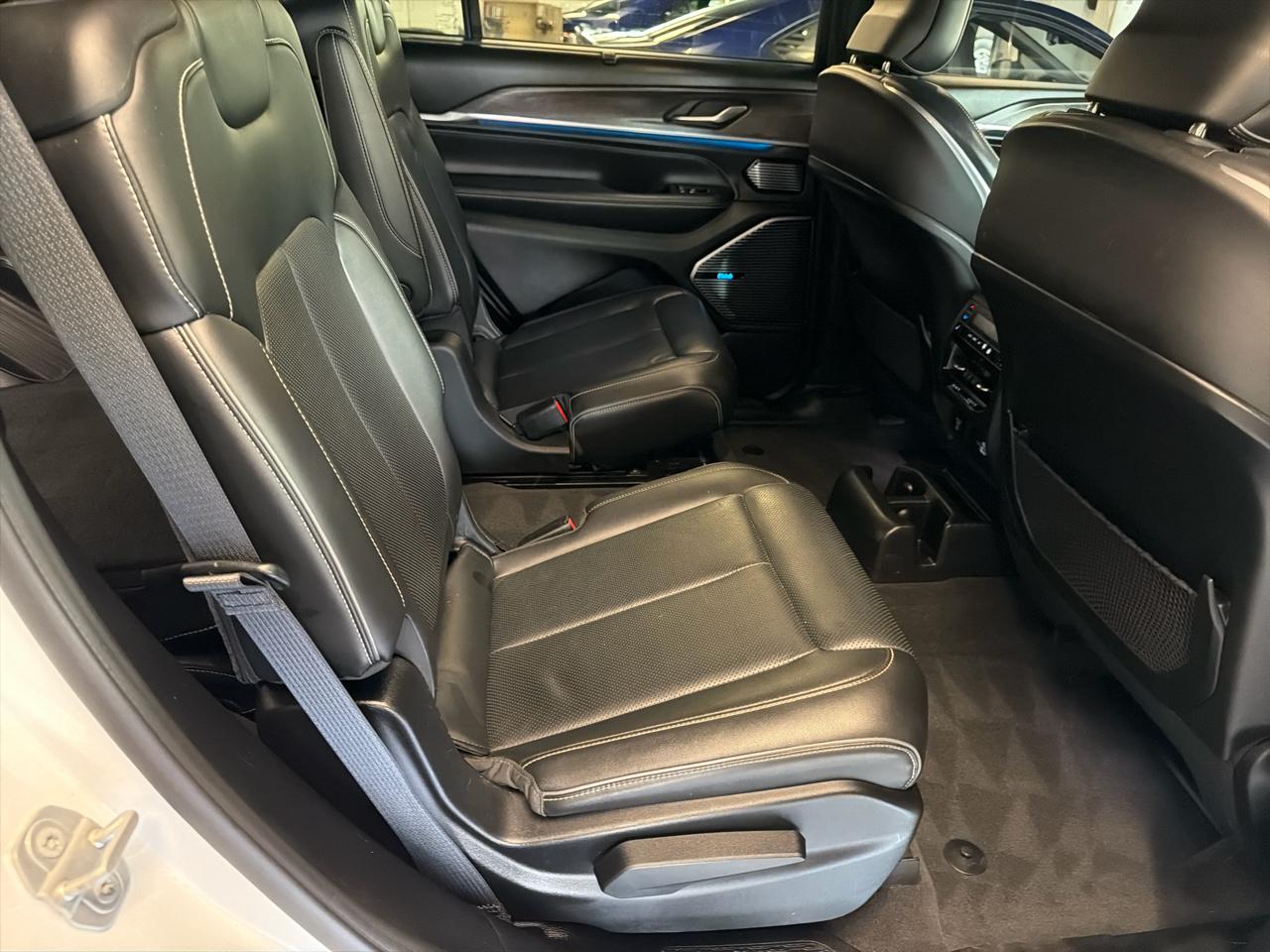 Jeep Grand Cherokee L Overland 4WD 2021
