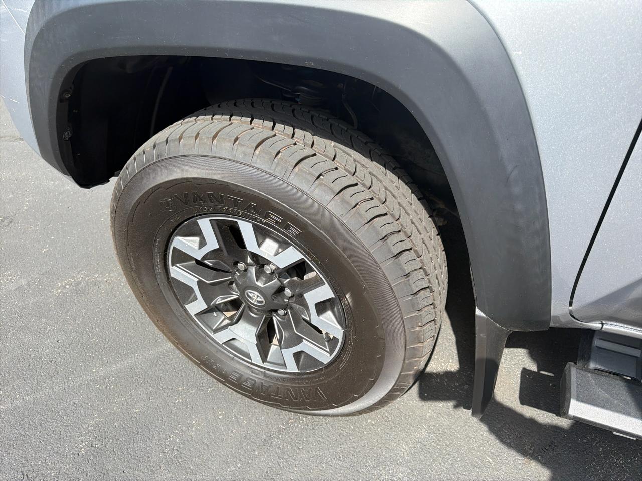 Toyota Tacoma  2020