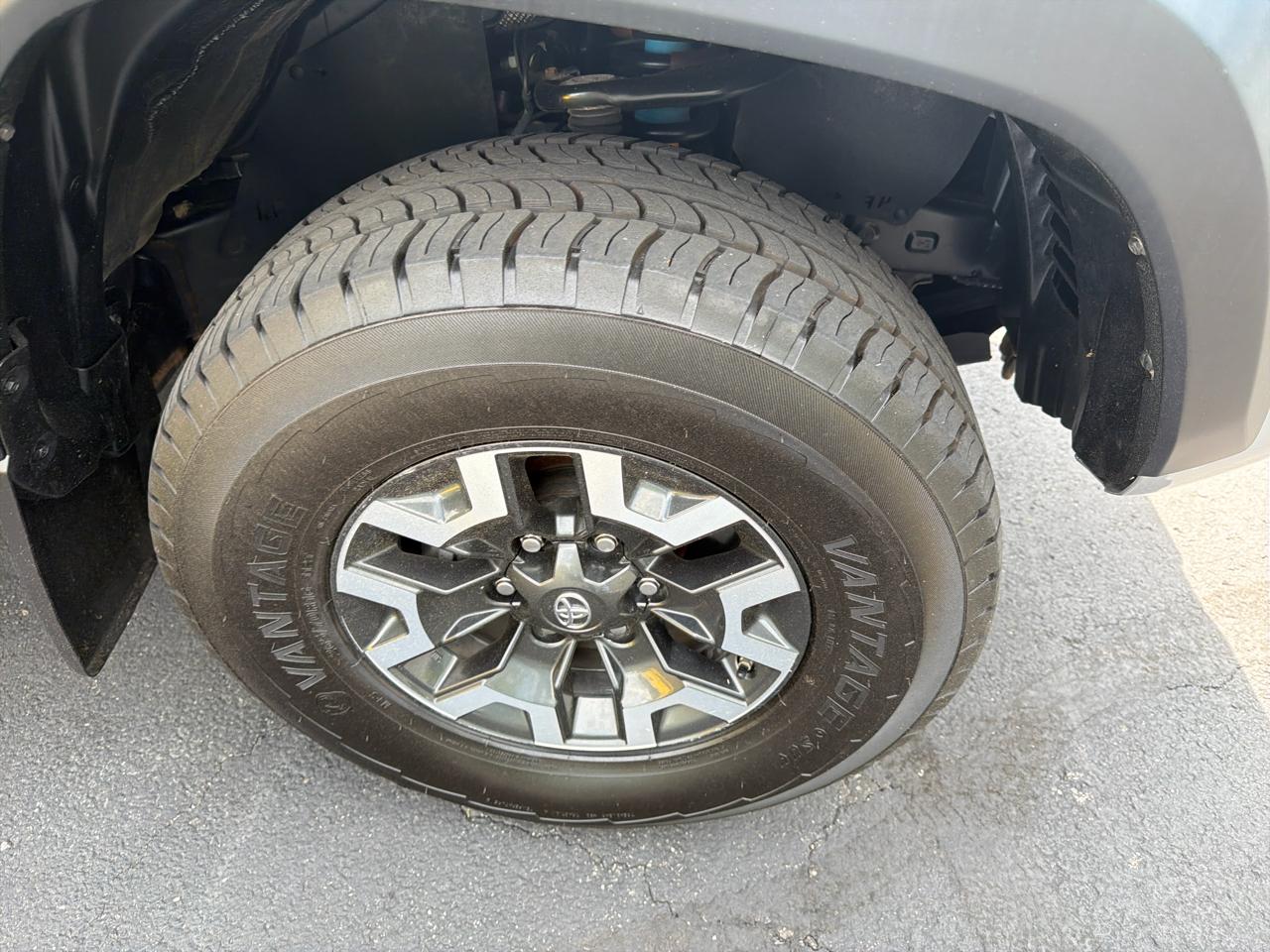 Toyota Tacoma  2020