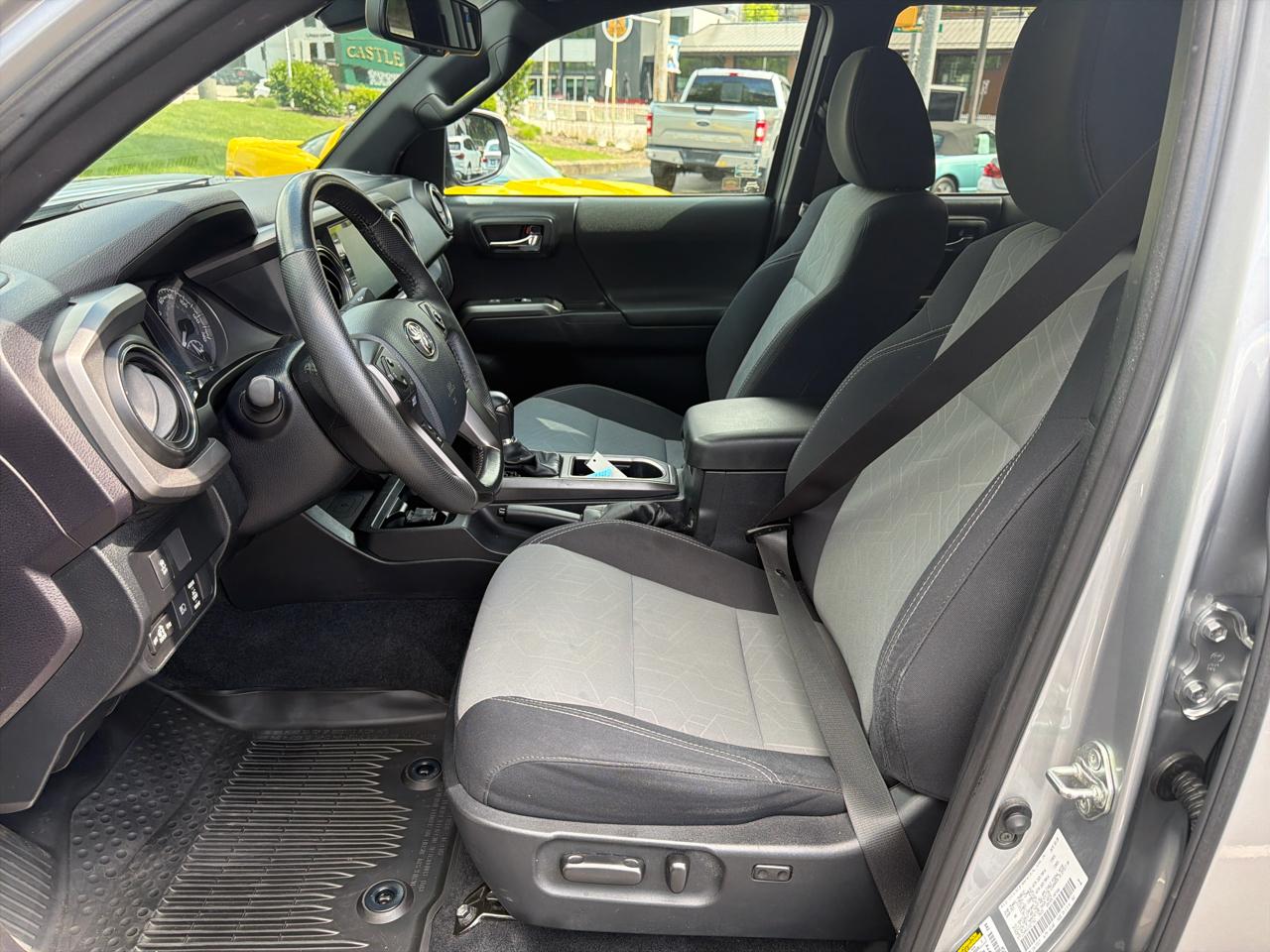 Toyota Tacoma  2020