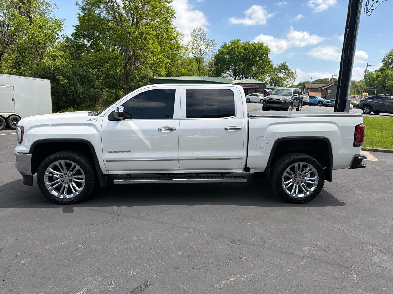 GMC Sierra 1500 SLT Crew Cab 4WD 2017