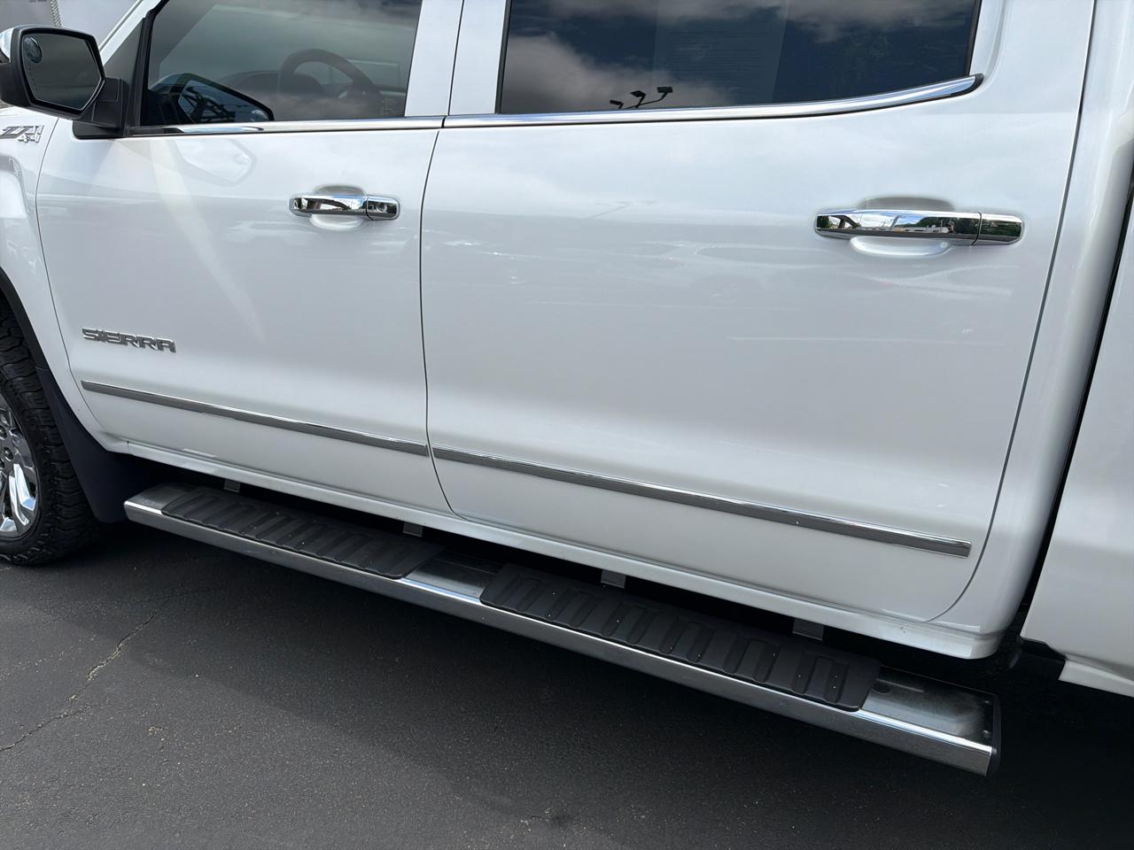 GMC Sierra 1500 SLT Crew Cab 4WD 2017