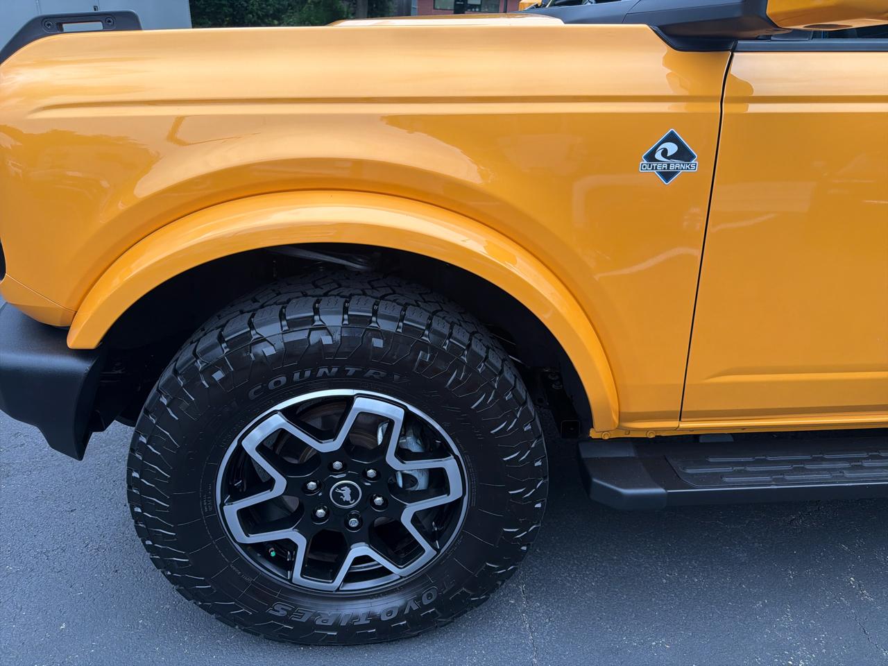 Ford Bronco Outer Banks 4-Door w/Advanced 2022