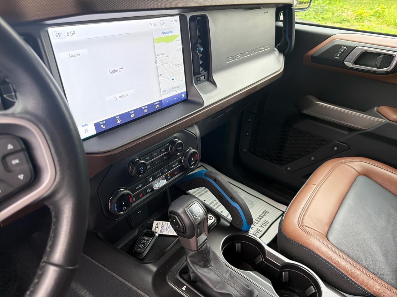 Ford Bronco Outer Banks 4-Door w/Advanced 2022