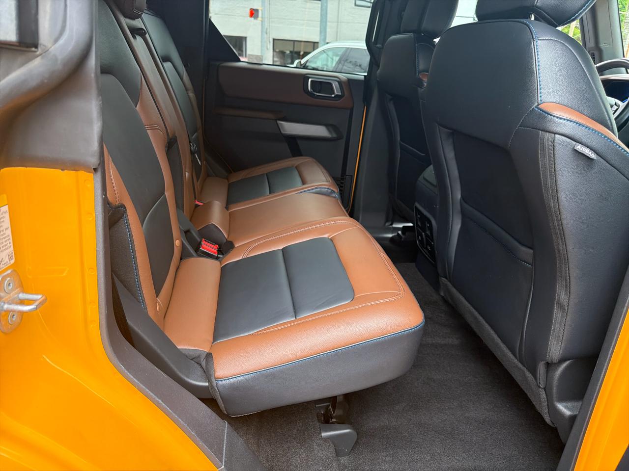 Ford Bronco Outer Banks 4-Door w/Advanced 2022