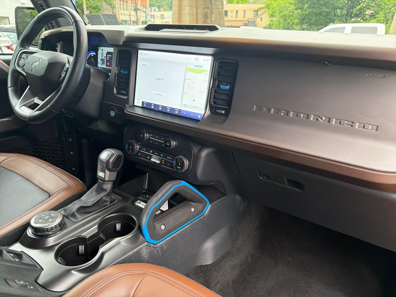 Ford Bronco Outer Banks 4-Door w/Advanced 2022