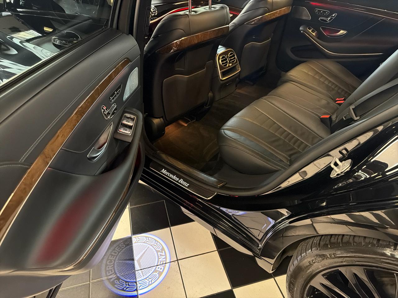 Mercedes-Benz S-Class S550 4MATIC 2015