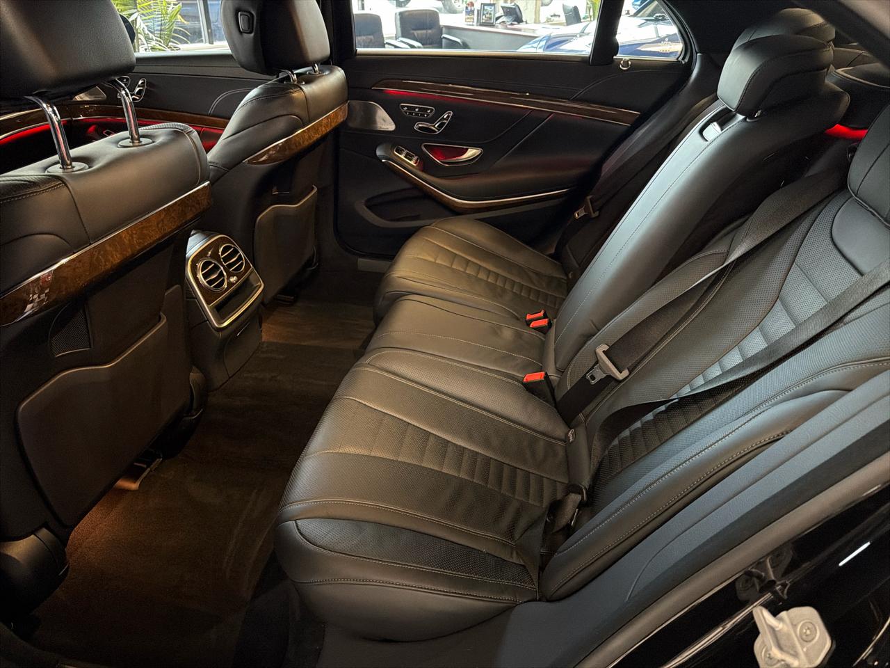 Mercedes-Benz S-Class S550 4MATIC 2015