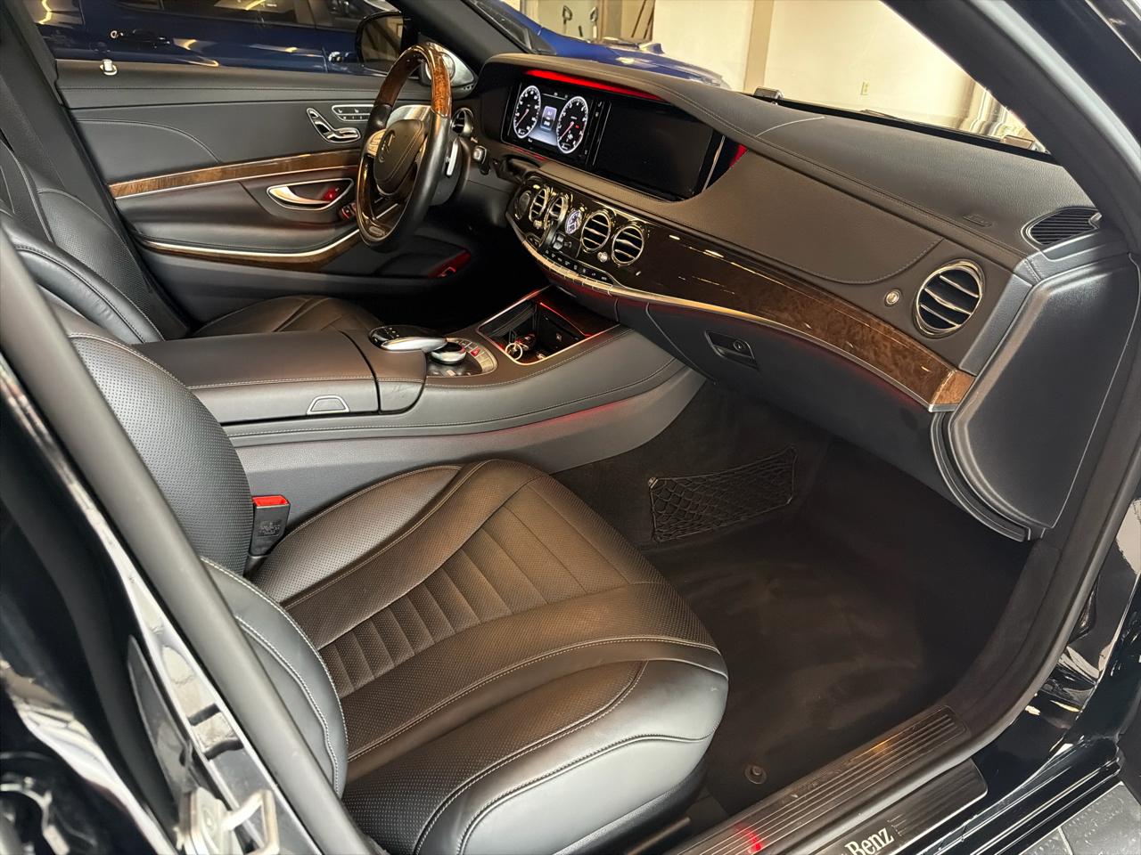 Mercedes-Benz S-Class S550 4MATIC 2015