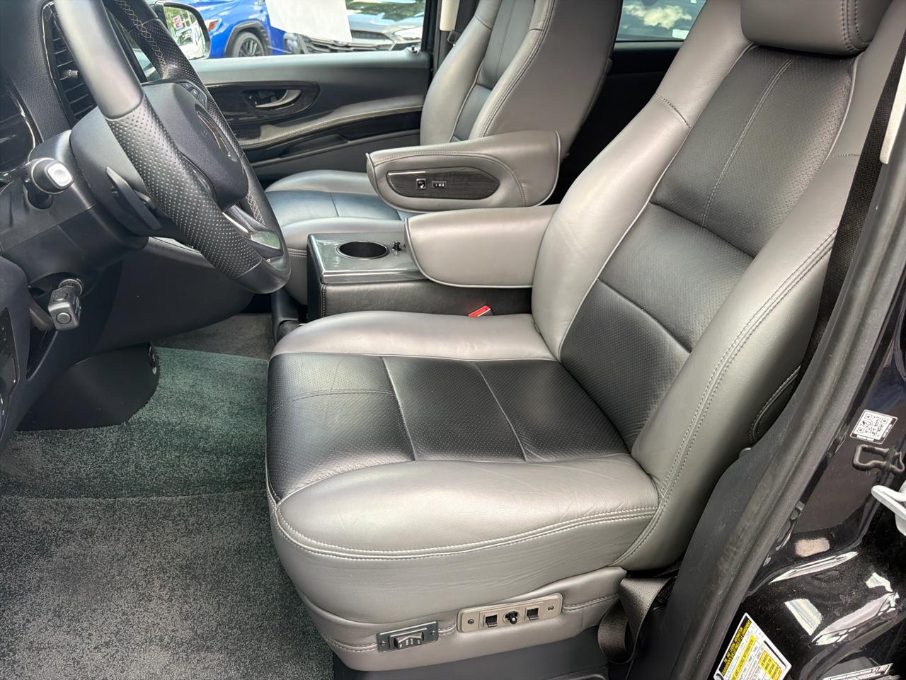 Mercedes-Benz Metris Passenger Van 2019