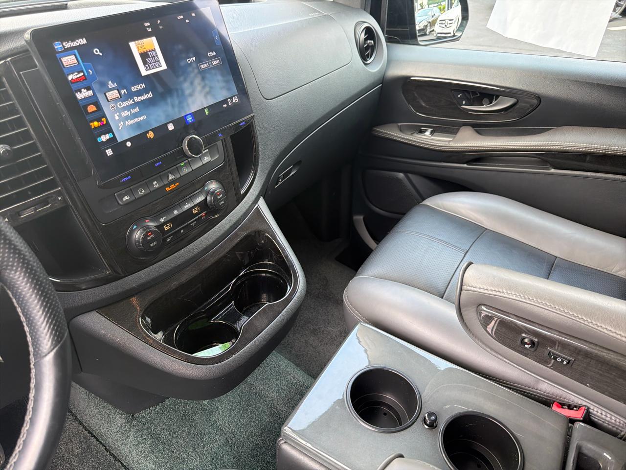 Mercedes-Benz Metris Passenger Van 2019
