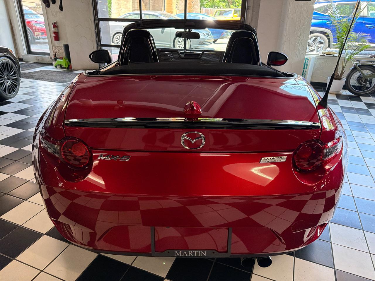 Mazda MX-5 Miata Club 6AT 2016