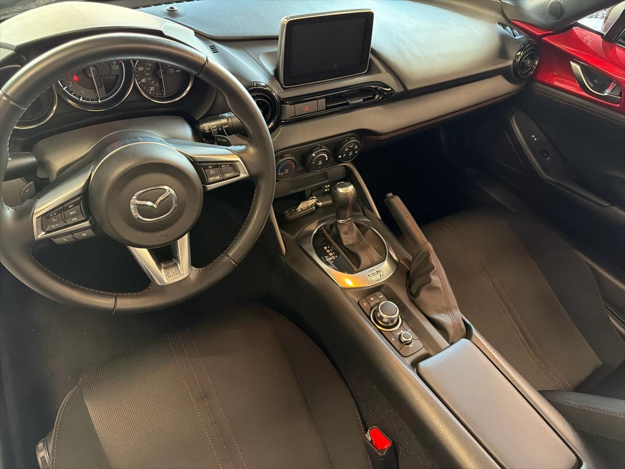 Mazda MX-5 Miata Club 6AT 2016