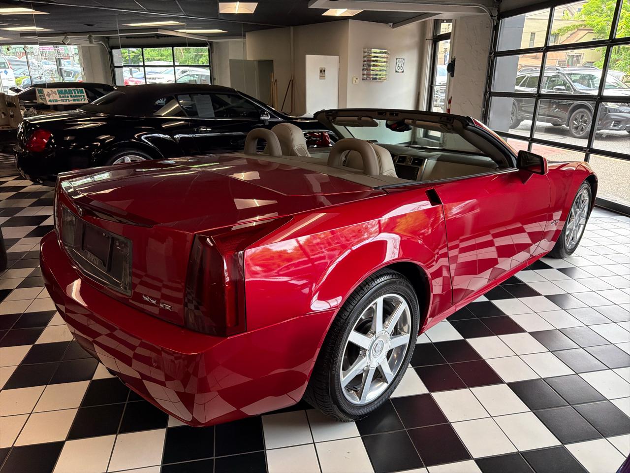 Cadillac XLR Convertible 2005