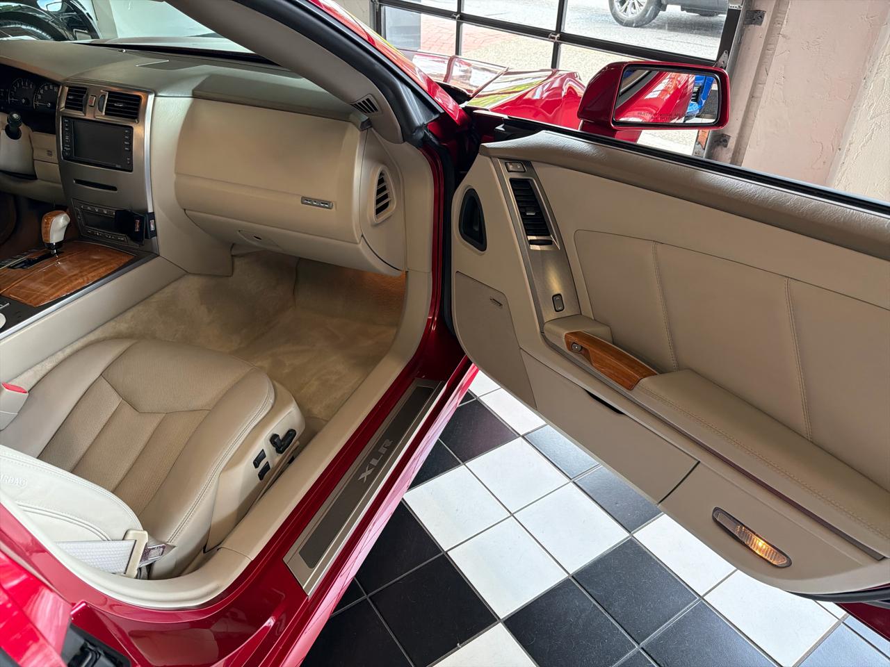 Cadillac XLR Convertible 2005