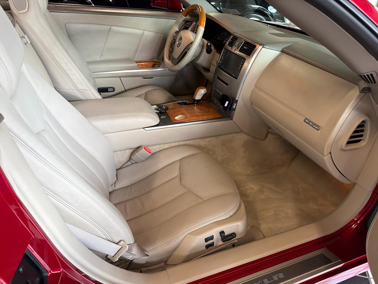 Cadillac XLR Convertible 2005