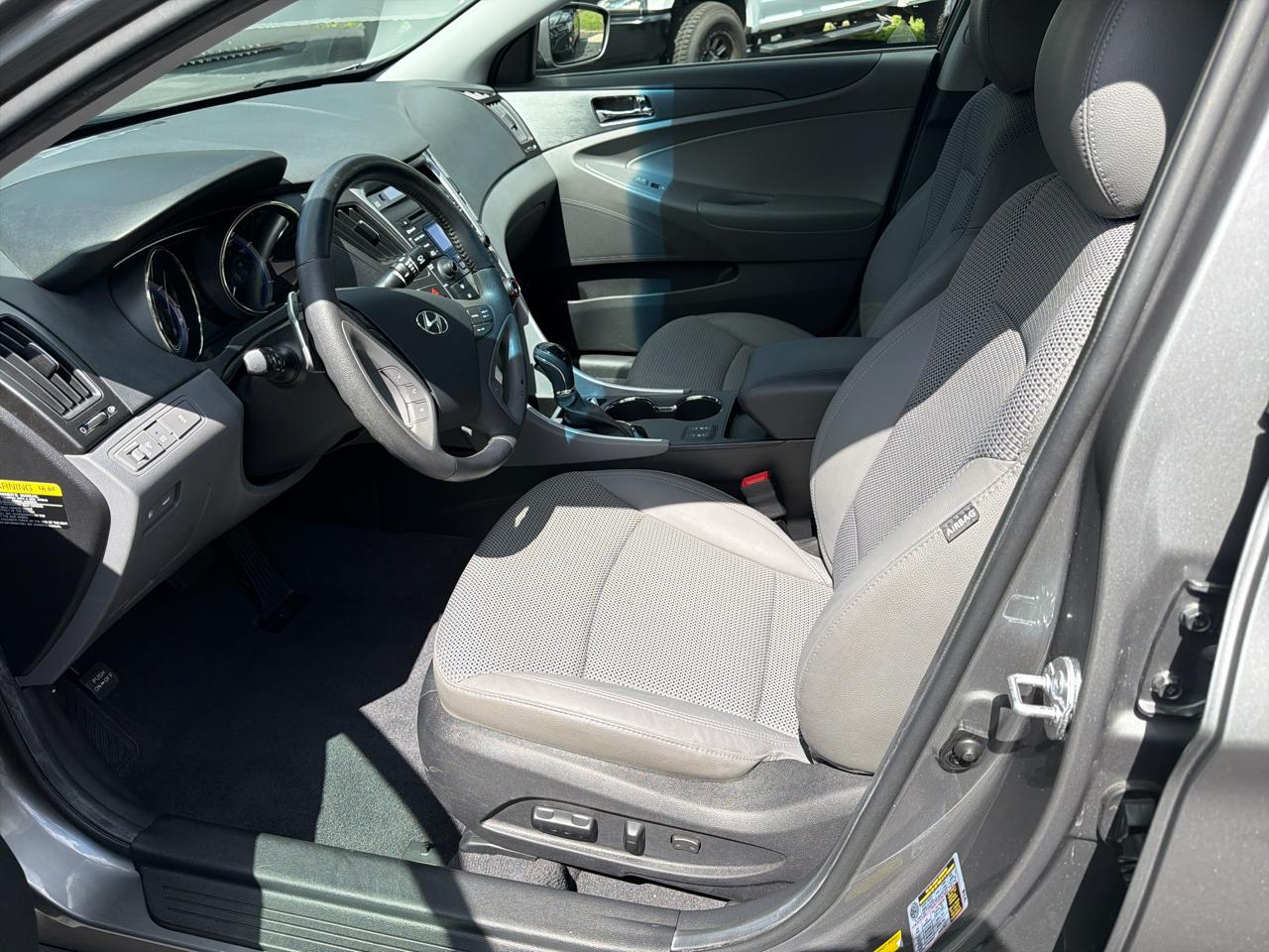 Hyundai Sonata Limited 2013