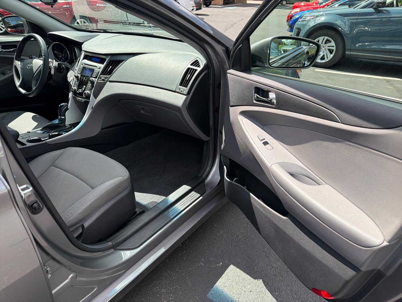 Hyundai Sonata Limited 2013