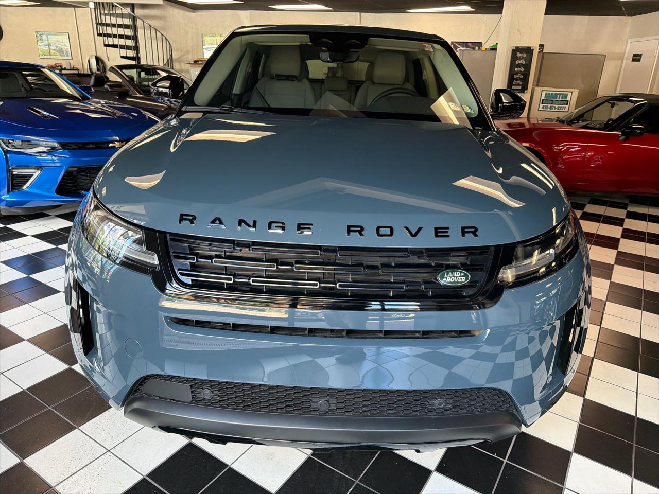 Land Rover Range Rover Evoque Core S AWD 2024