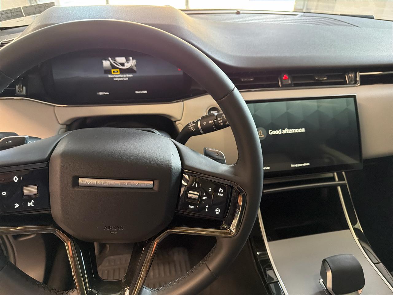 Land Rover Range Rover Evoque Core S AWD 2024