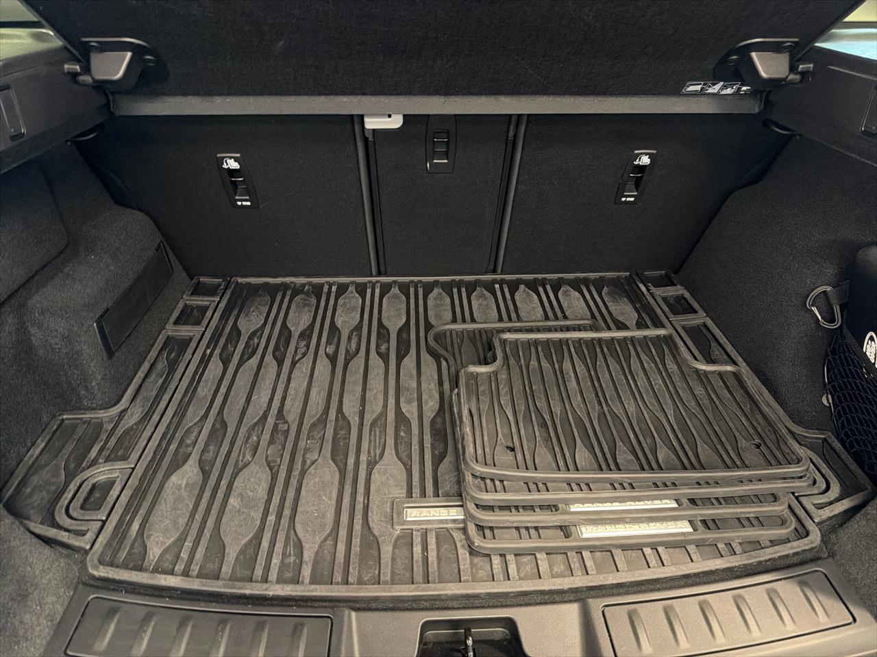 Land Rover Range Rover Evoque Core S AWD 2024
