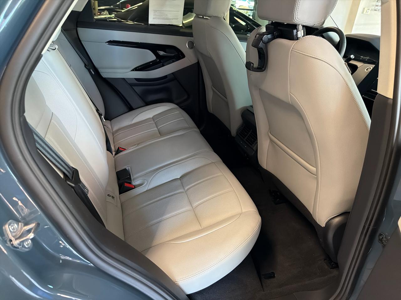 Land Rover Range Rover Evoque Core S AWD 2024