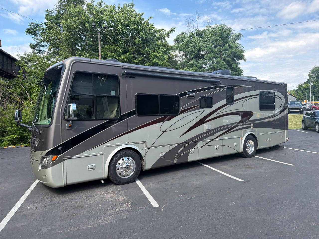 2012 Tiffin Motorhomes Breeze 