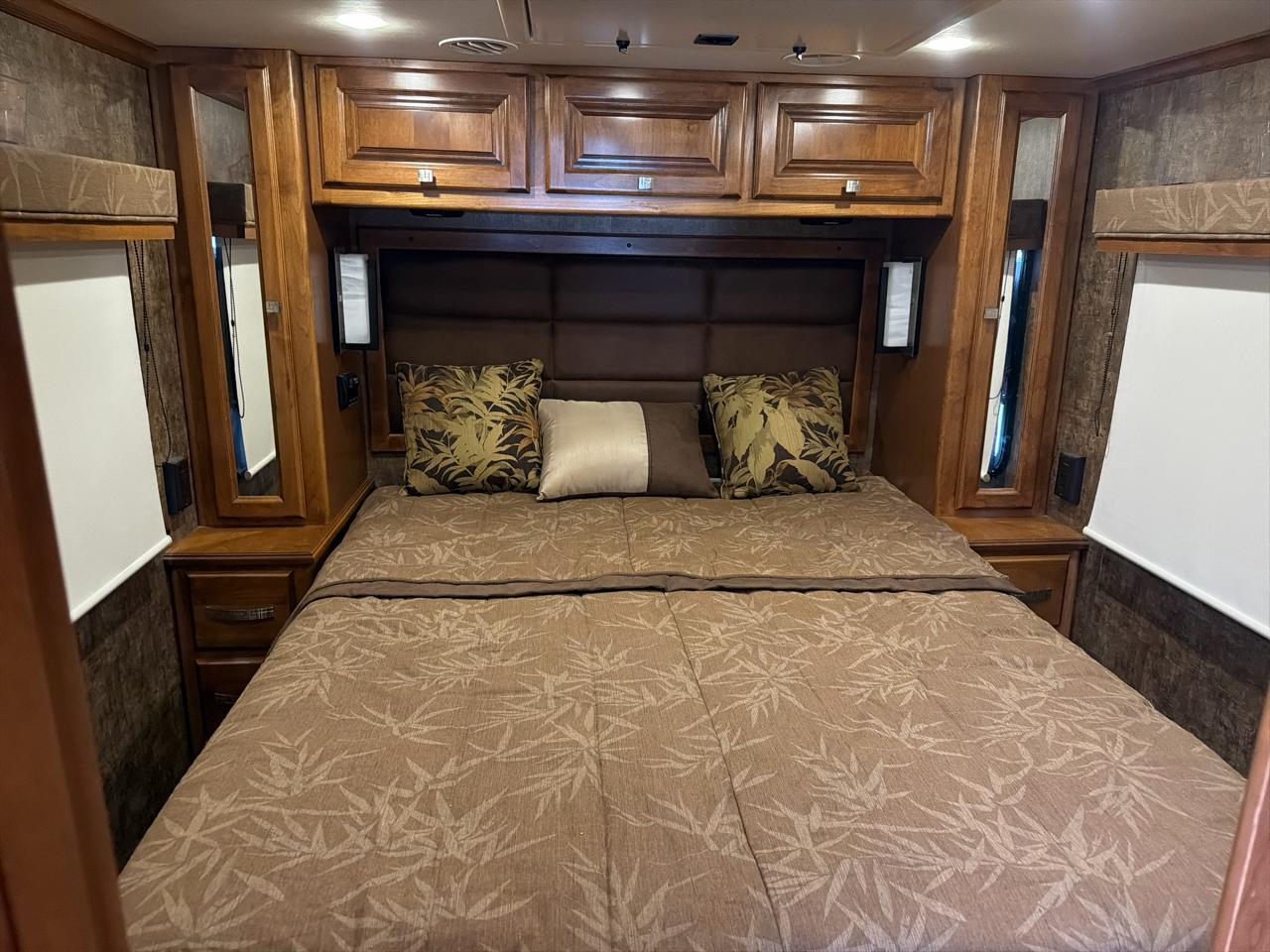 Tiffin Motorhomes Breeze  2012