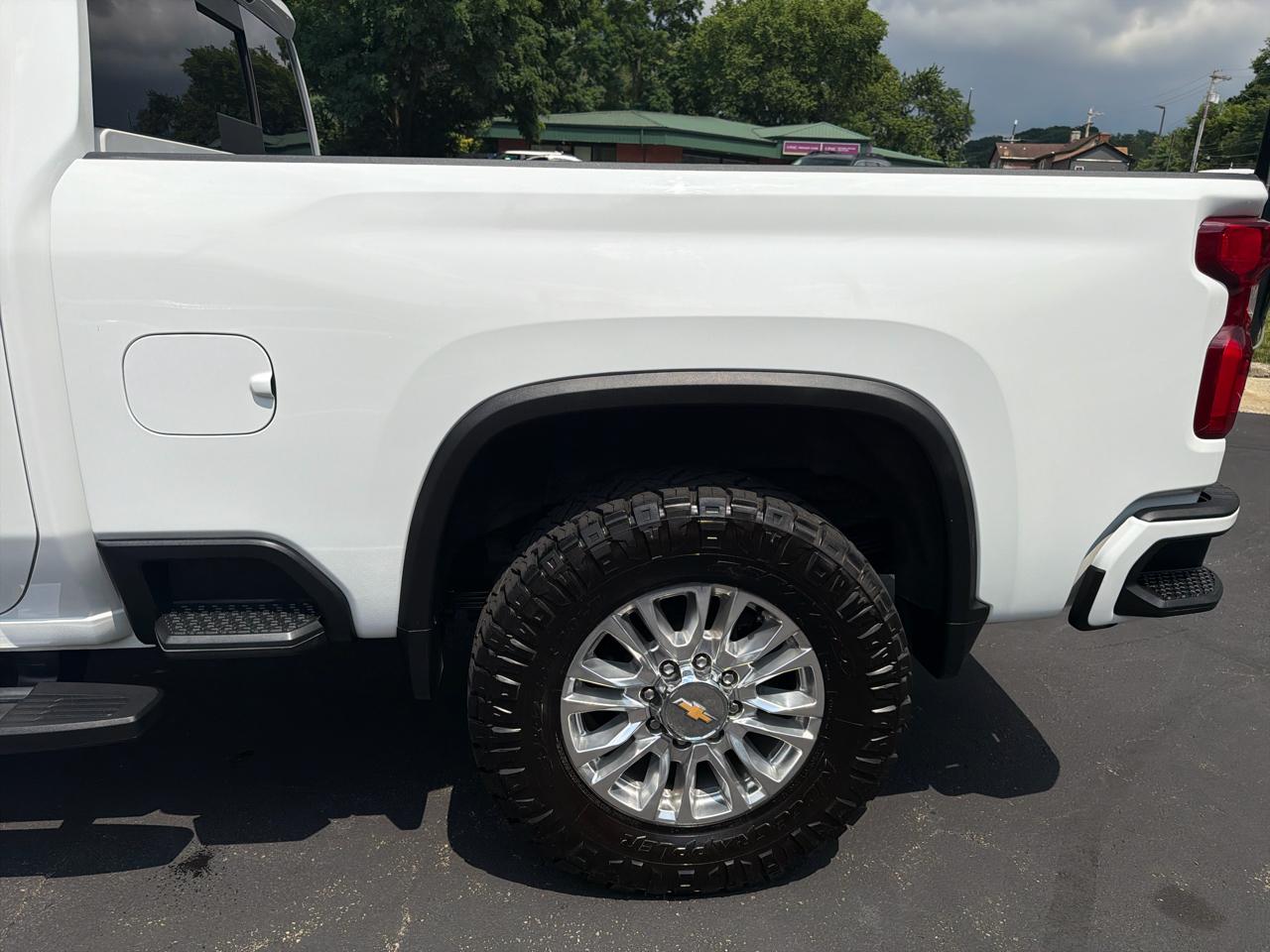 Chevrolet Silverado 2500HD High Country Crew Cab Short Box 4WD 2023