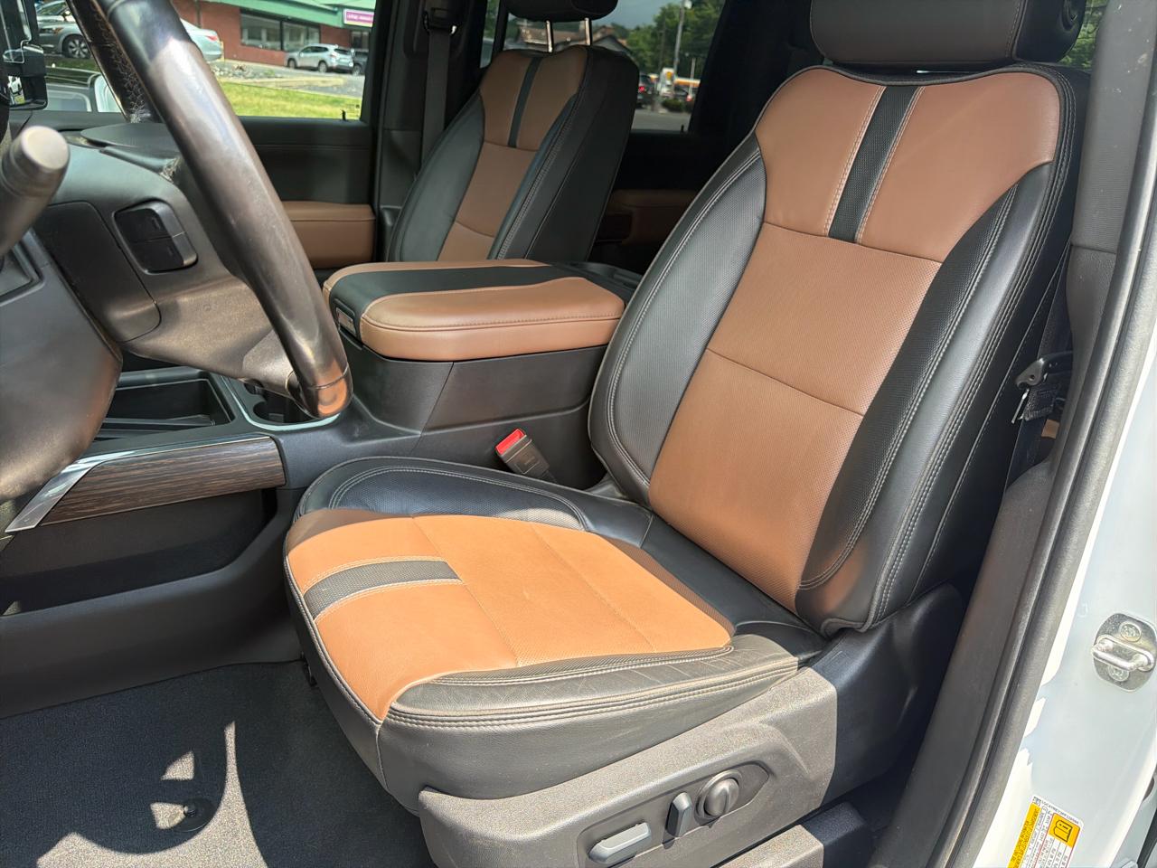 Chevrolet Silverado 2500HD High Country Crew Cab Short Box 4WD 2023
