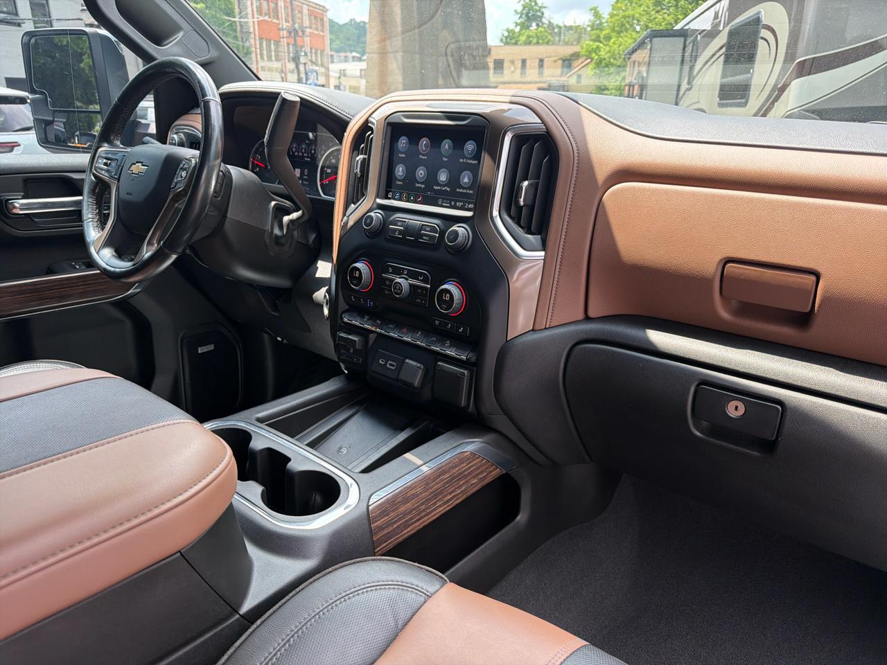 Chevrolet Silverado 2500HD High Country Crew Cab Short Box 4WD 2023