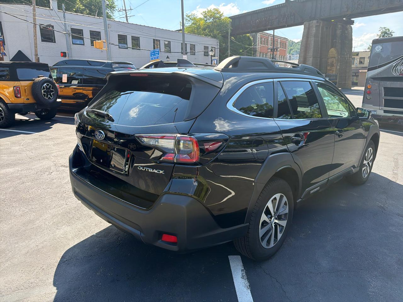 Subaru Outback Premium 2025