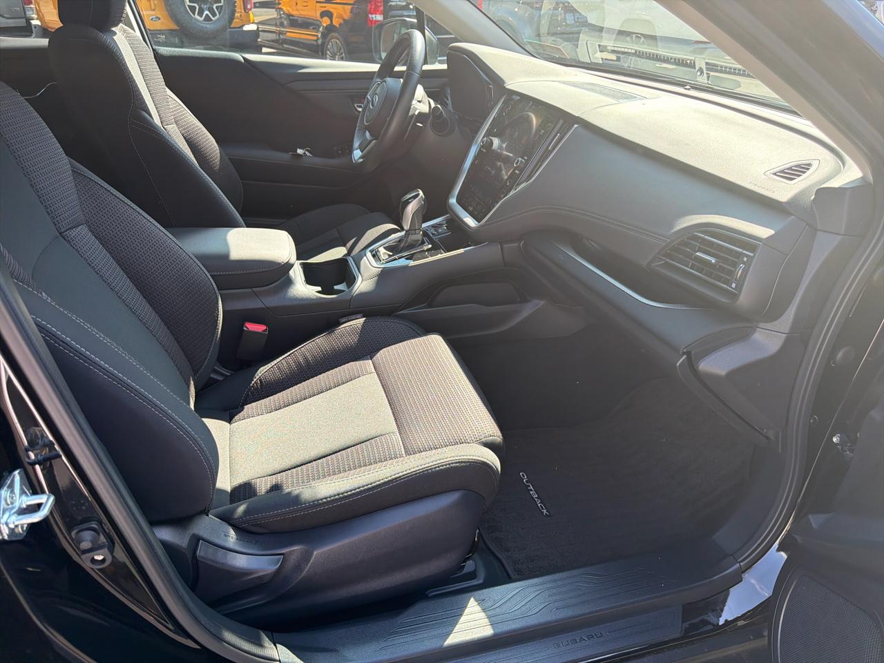 Subaru Outback Premium 2025