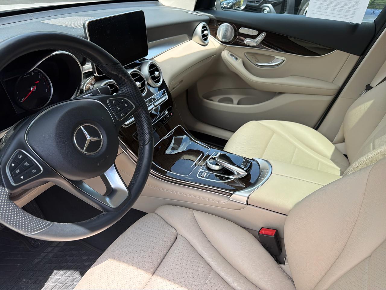 Mercedes-Benz GLC-Class GLC300 4MATIC 2018