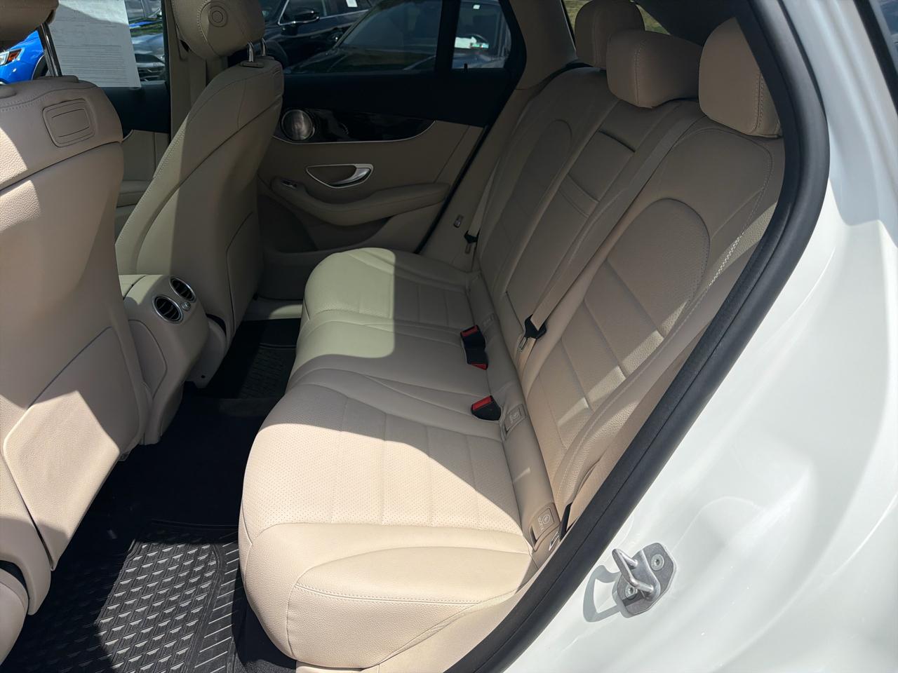 Mercedes-Benz GLC-Class GLC300 4MATIC 2018