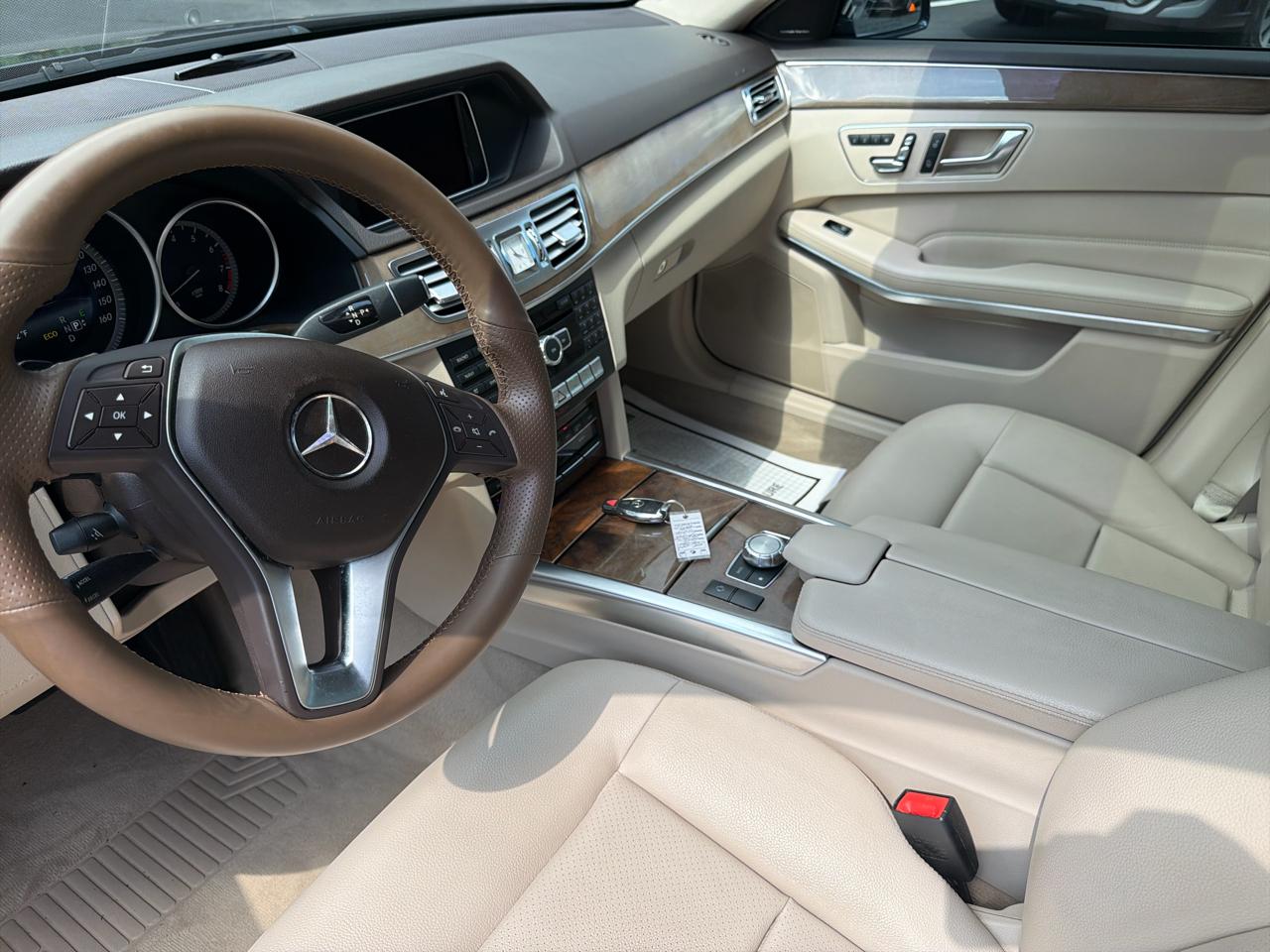 Mercedes-Benz E-Class E350 4MATIC Sedan 2014