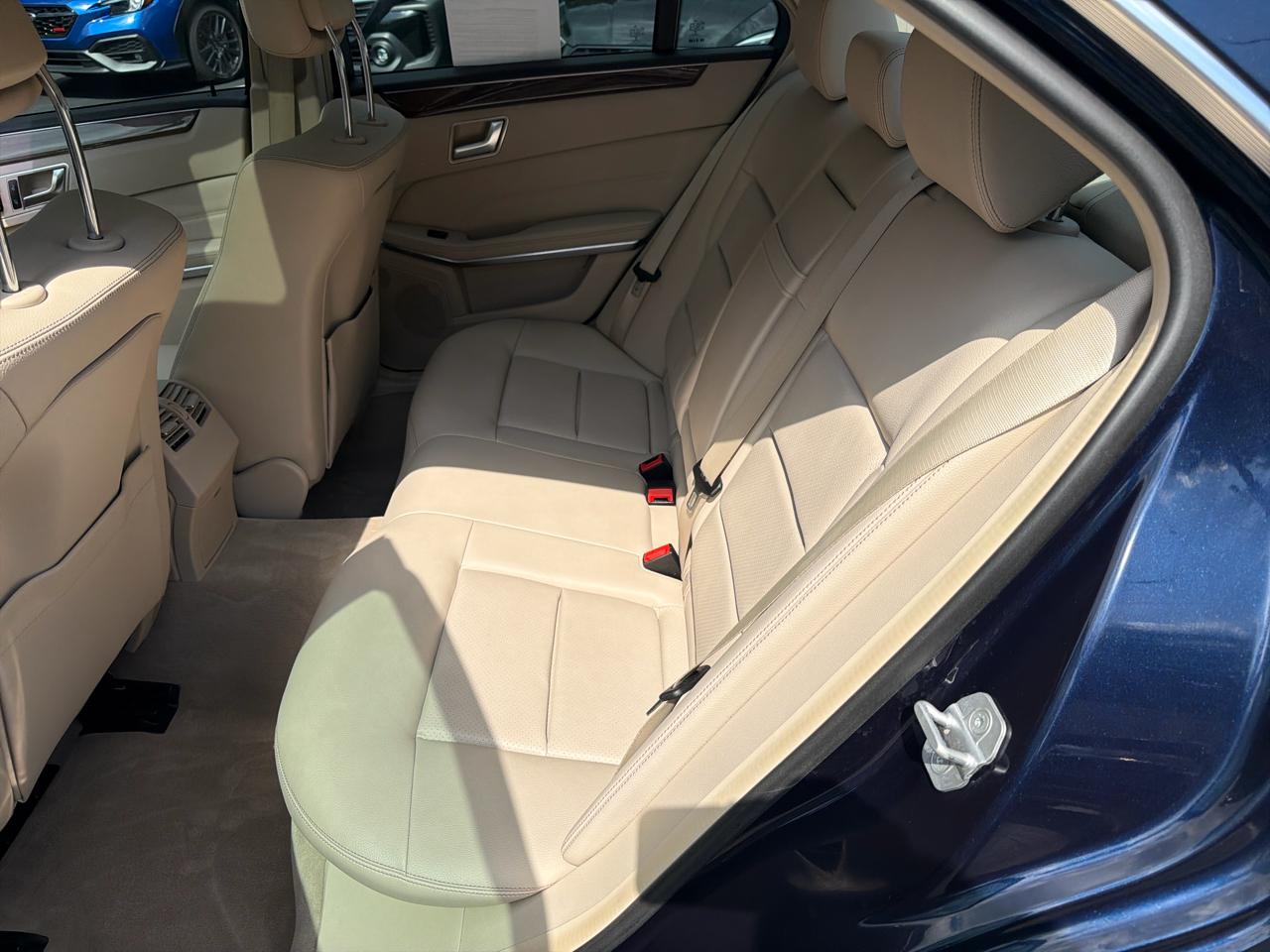 Mercedes-Benz E-Class E350 4MATIC Sedan 2014