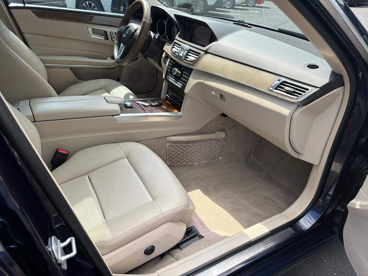Mercedes-Benz E-Class E350 4MATIC Sedan 2014